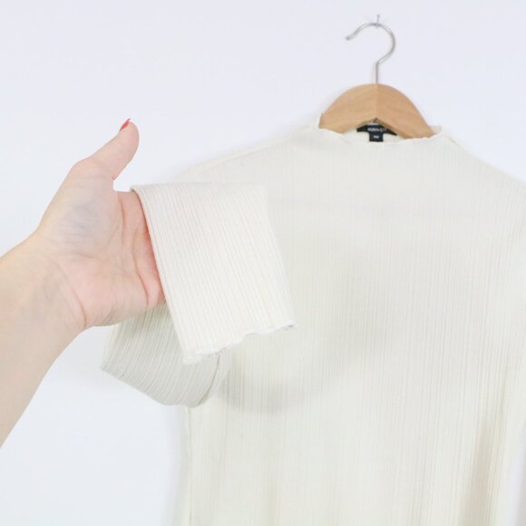 *RW&CO Mockneck White Ribbed Long Sleeve - Picture 4 of 6